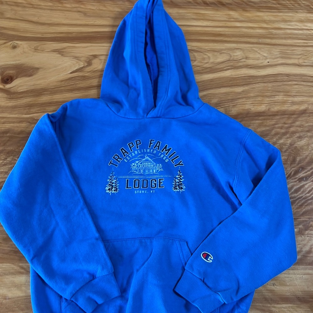 Champion sweatshirt with Trapp Family Lodge logo.